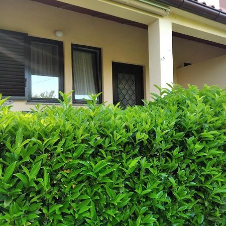 N2 Apartment Pula Exterior photo